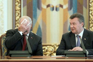 Лукашенко о Януковиче: "Ну какой он Президент?"