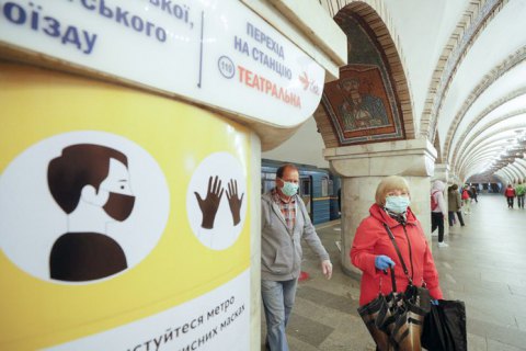 Київське метро у 2020 році перевезло вдвічі менше пасажирів, ніж рік тому