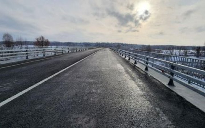 На Житомирщині відкрили рух відновленим мостом на “Варшавці” 