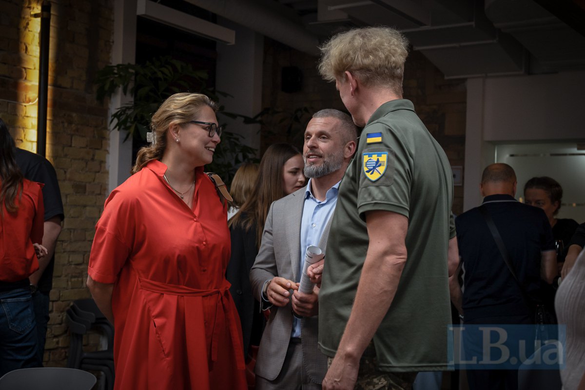 Ксенія Смирнова, Матвій Бідний та Ігор Швайка