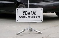 Львів'янин викрав автомобіль і врізався на ньому в стовп
