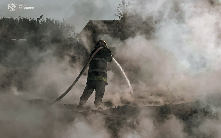 У Бориспільському районі Київщини через дронову атаку пошкоджений ангар