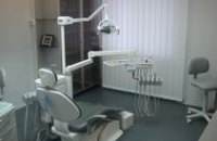 Сегодня днепропетровским ветеранам бесплатно установят зубные имплантанты