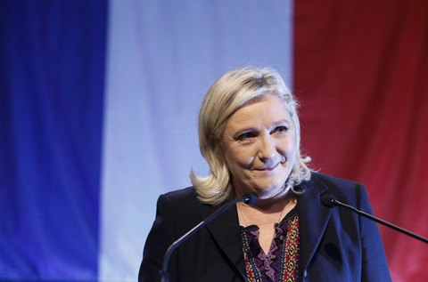 Марін Ле Пен заявила про рішення брати участь у виборах президента Франції 2017 року
