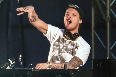 Відомий шведський діджей Avicii помер у віці 28 років