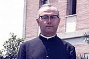 Порошенко попросил Ватикан о беатификации Степана Чмиля