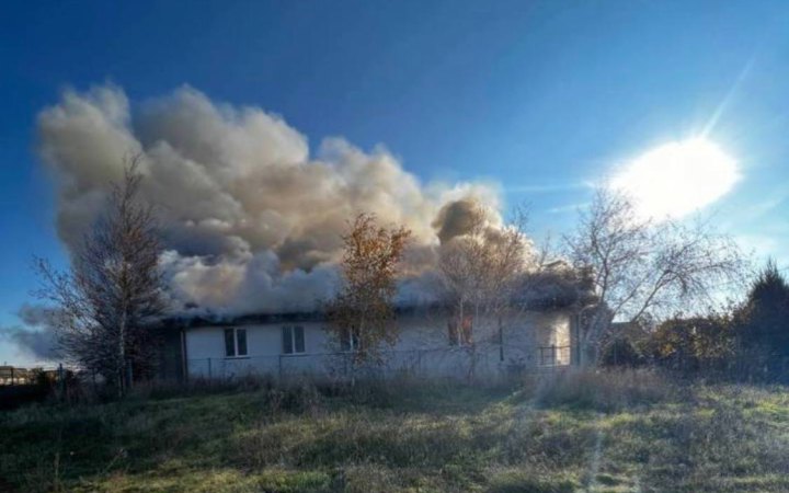 У Мелітопольському районі сили спротиву підпалили штаб росіян, який ті розмістили в захопленій церкві