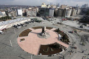 В Турции разрешили строительство на площади Таксим