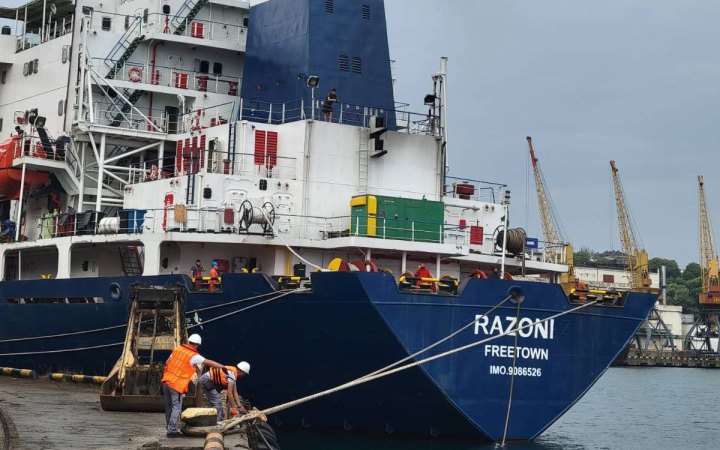 Україна просить Ліван не пускати до себе сирійське судно, що може перевозити крадене українське зерно