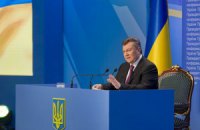 Янукович дал интервью украинским телеканалам