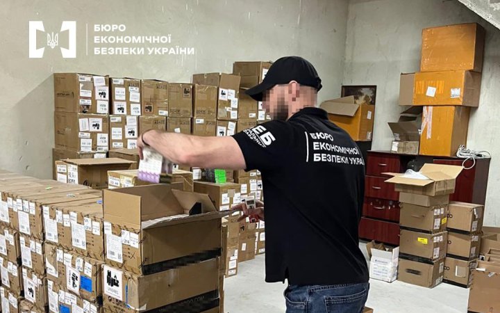 Правоохоронці ліквідували підпільні цехи з виготовлення рідин для електронок, вилучено продукції на 1,2 млрд грн