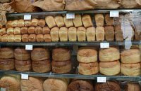 Хмельницкий губернатор в "ручном режиме" держал цены на хлеб