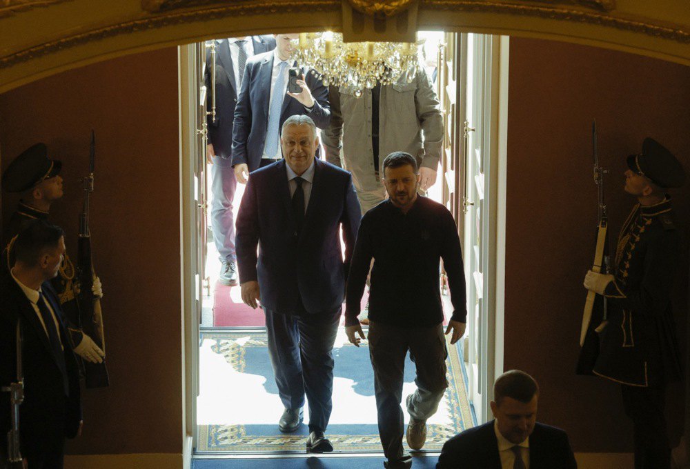 Віктор Орбан і Володимир Зеленський під час зустрічі в Києві