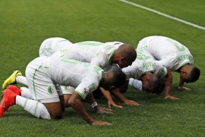 Гана и Алжир прорвались в плей-офф Кубка Африки
