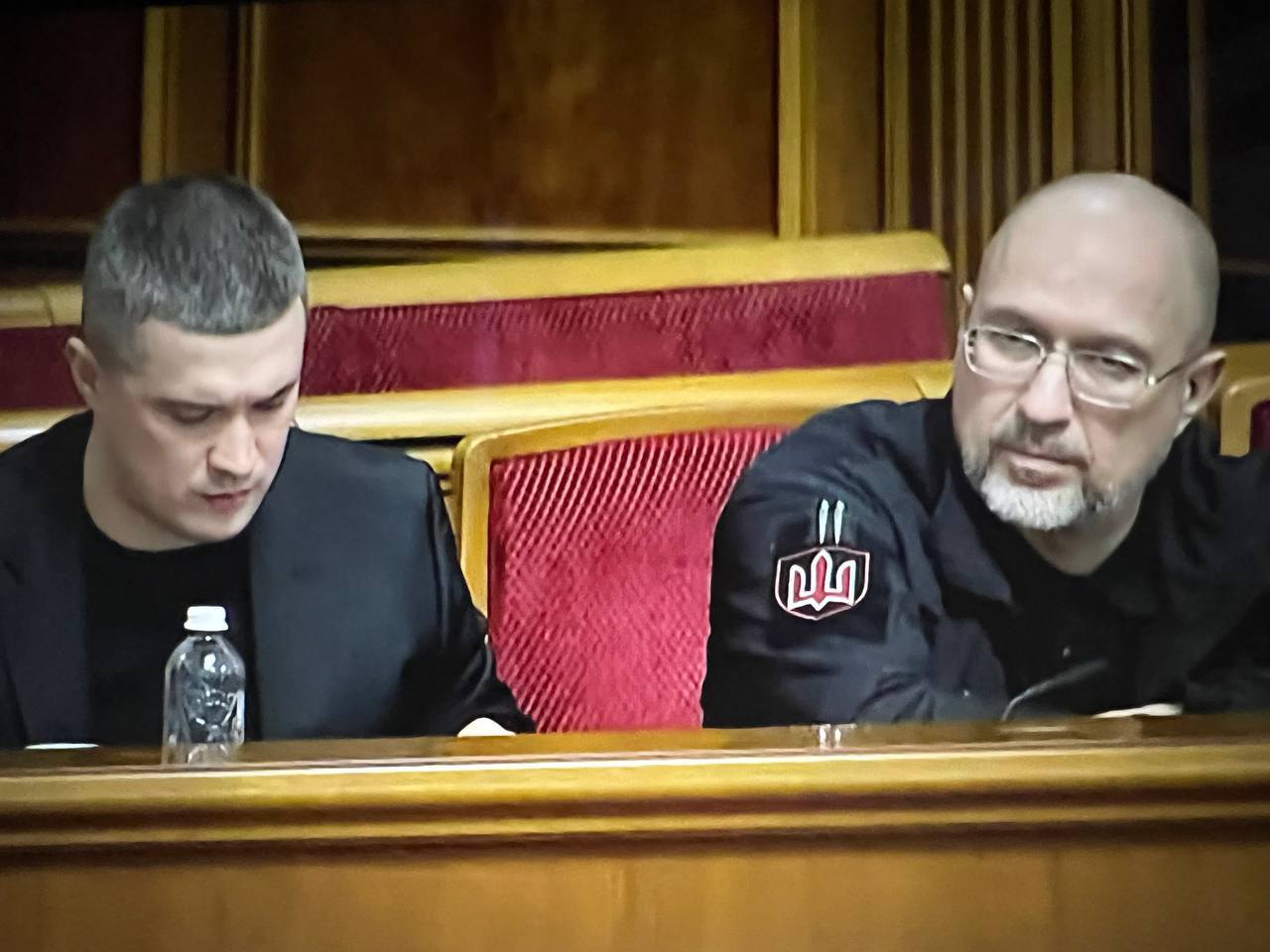 Денис Шмигаль та Михайло Федоров під час засідання ВРУ 