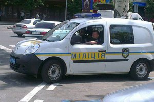 Українець офіційно зажадав супроводу ДАІ для поїздки в лазню