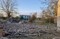 У Херсоні внаслідок ворожих обстрілів загинула жінка, двоє людей поранені