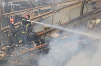 У Вінницькій області є влучання по промислових об'єктах, поранено людину (доповнено)