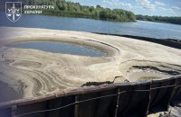 На Київщині ексдиректора підприємства судитимуть за обвинуваченням у незаконному видобутку піску на Десні