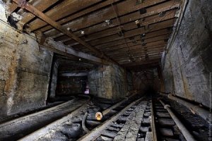 В Донецкой области в заброшенной шахте погибли два человека