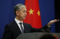 Пекин снова вводит санкции против американских компаний из-за продажи оружия Тайваню