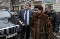 Ющенко официально будет в Украине 15 августа, - Ванникова