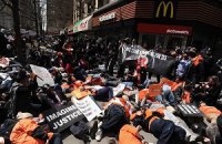 У 230 американських містах страйкують працівники фаст-фудів