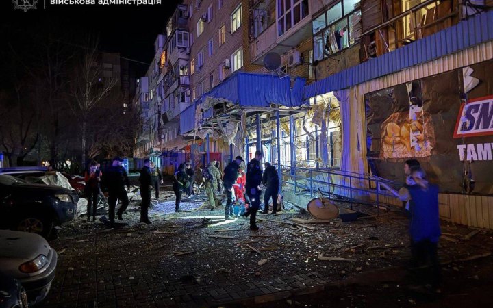 Ворог атакував місто Запоріжжя, щонайменше 6 людей постраждали (оновлено)