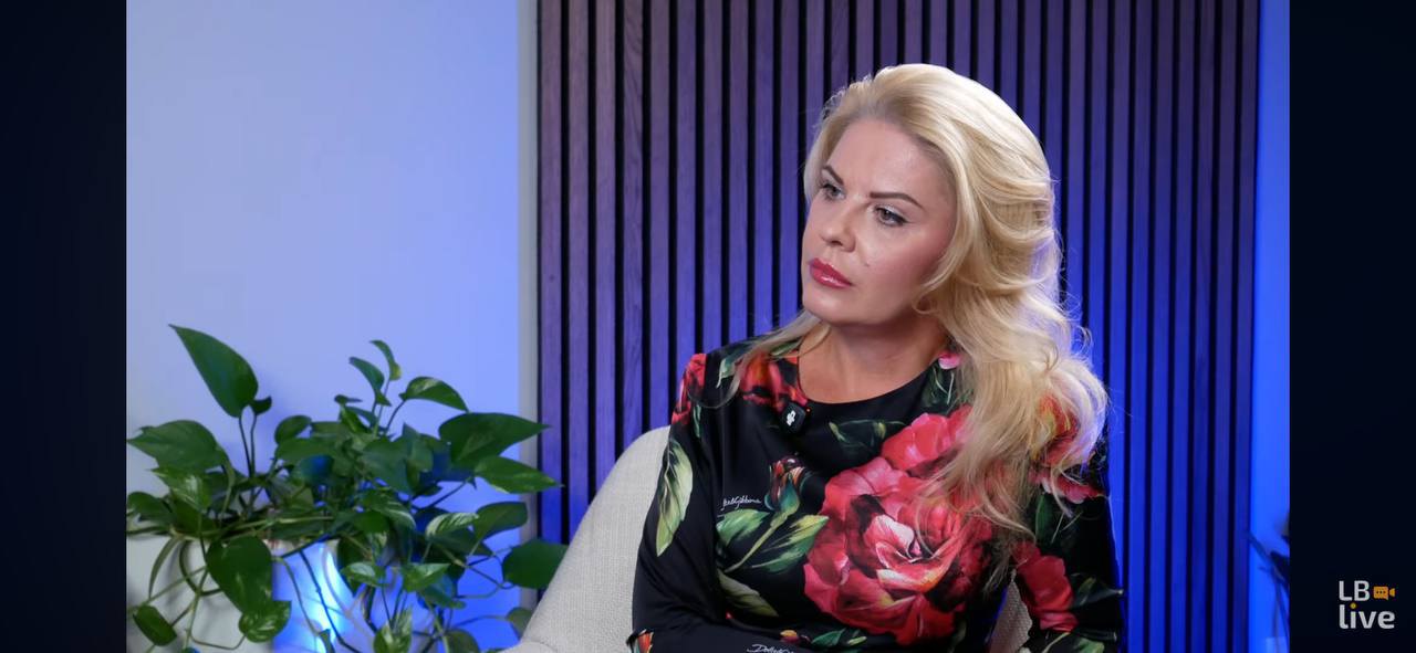 Анна Стешенко