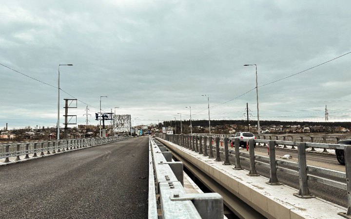 На Київщині повністю відновили рух мостом через річку Ірпінь