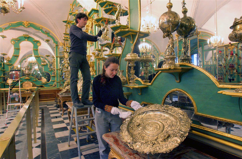 Музей старовинних ювелірних виробів “Зелене склепіння” у німецькому місті Дрезден