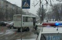 В Киеве Toyota протаранила "маршрутку"