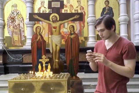 У Росії блогер, який ловив покемонів у храмі, оскаржив вирок