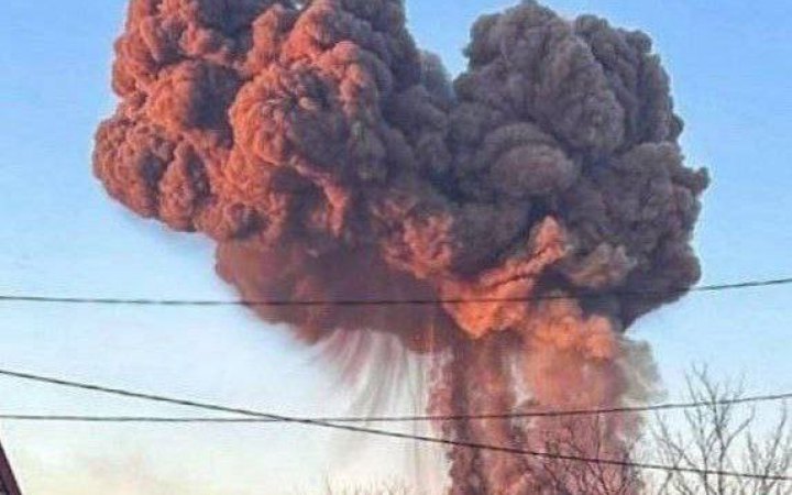 ЗМІ: в РФ вибухнув трубопровід, що забезпечує російський ВПК