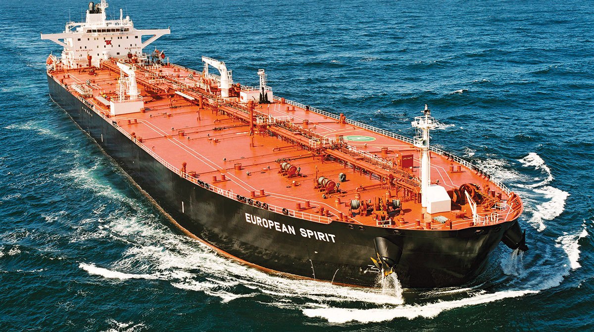  Нафтовий танкер European Spirit типу Suezmax компанії Teekay Shipping.