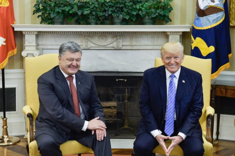 За организацию встречи Порошенко с президентом США адвокат Трампа получил $400 тыс., - ВВС 