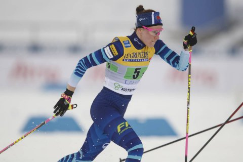 Фінська лижниця завершила гонку Кубка світу у Фалуні зі зламаною ногою