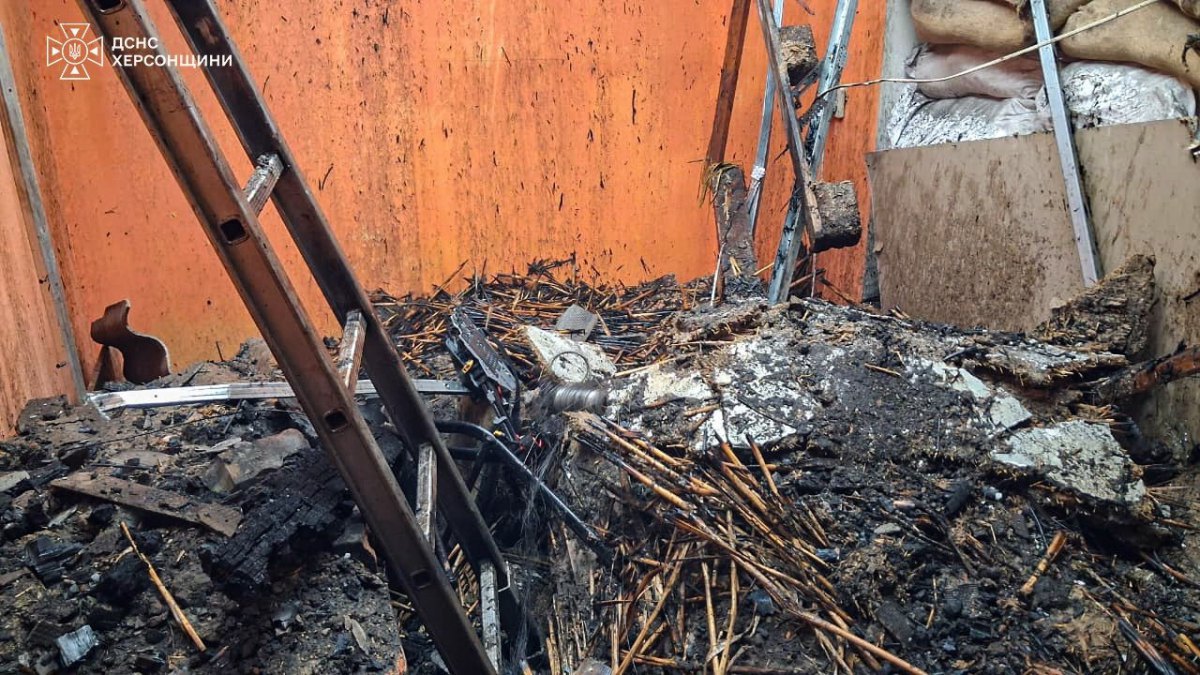 Удар по будівлі рятувальників