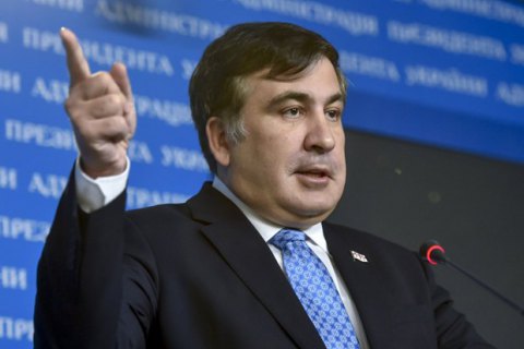 Саакашвили предложил распустить одесскую милицию и набрать новую