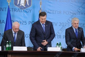 Янукович, Азаров и Литвин выразили сочувствие норвежцам