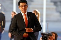 Президента Мадагаскару евакуювали з країни на тлі протестів, - ЗМІ