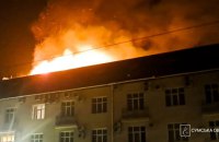 Вранці росіяни поцілили у будинок в Сумах, а потім завдали повторного удару (доповнено)