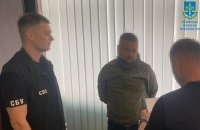 У Львові правоохоронець із спільником за $18 000 організовували чоловікам виїзд за кордон