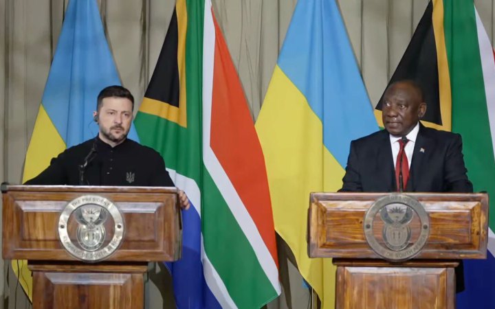 Президент ПАР розповів, що обговорив з Трампом і Путіним досягнення миру в Україні