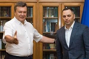 Янукович уволит из АП Портнова и Ставнийчук?
