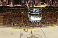 НХЛ внедряет новые шайбы, которые будут менять цвет для подсказки их замены