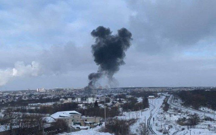 Дрони атакували нафтобазу в російському місті Орел