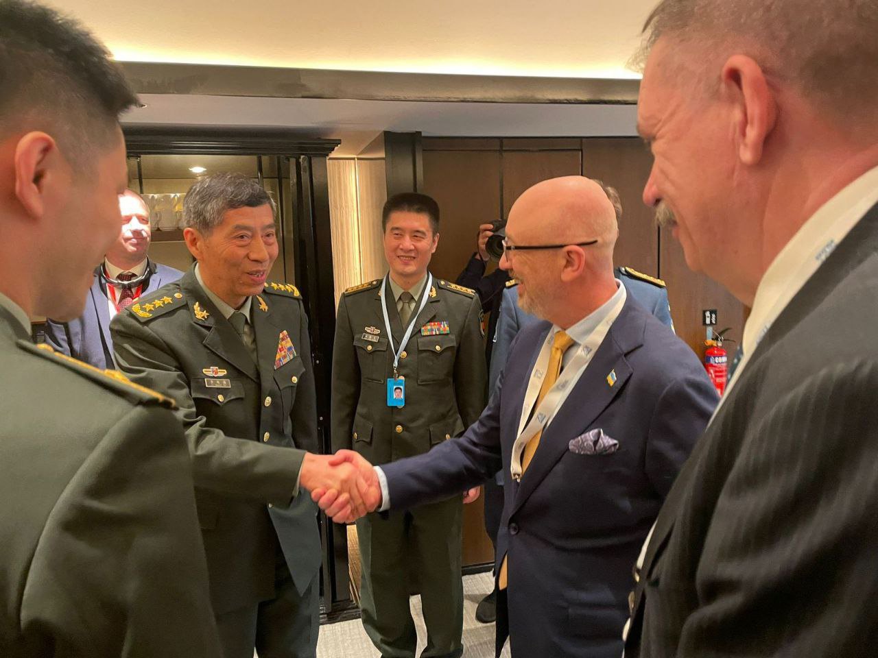 Зустріч міністра оборони України Олексія Резнікова та міністра оборони КНР генерала Лі Шанфу. 