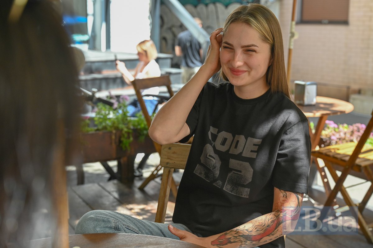 начальниця медичної служби 475 ОШП Code 9.2 Ліна Cherry