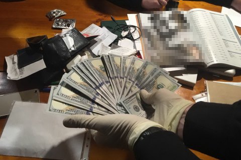 СБУ задержала чиновника "Укртрансбезопасности" за взятку в $38 тысяч